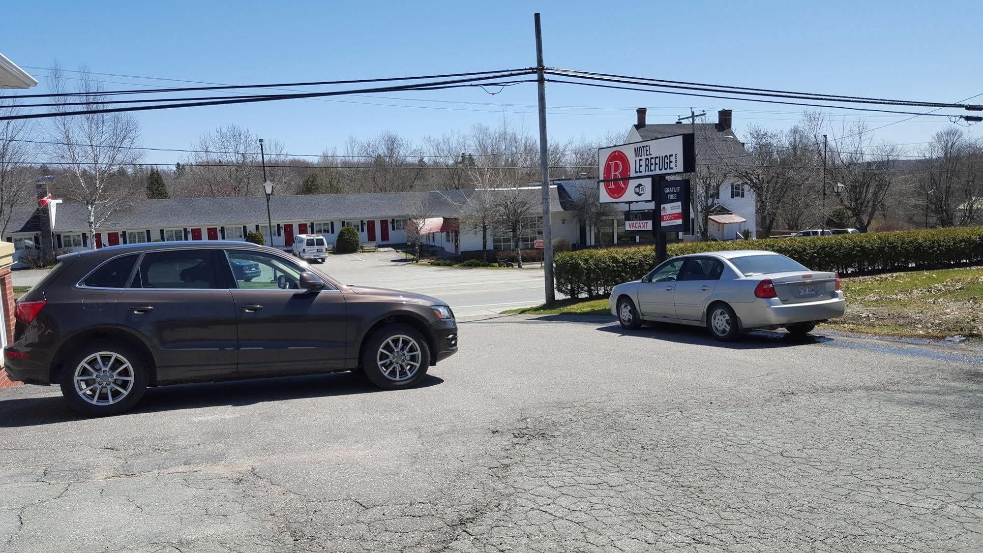 Motel Le Refuge Sherbrooke Buitenkant foto